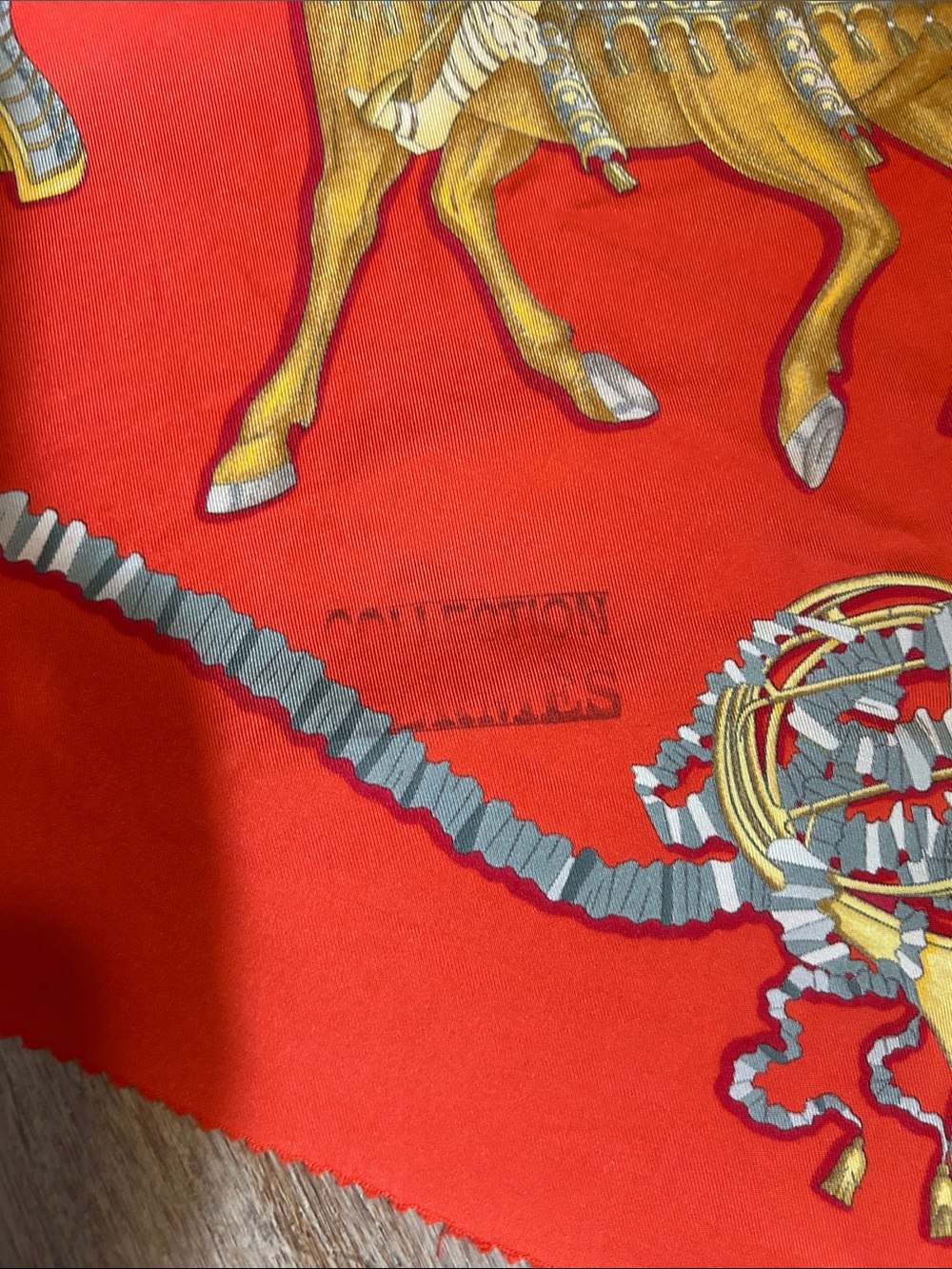 HERMES Silk Les Fetes du Roi Soleil Scarf 35”Red Illustrated Gold Black Accents - Picture 11 of 14